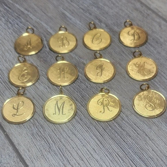 Moon & Lola Medium Dalton Gold Toned Initial Pendant B C D E H J K L R - Picture 5 of 9